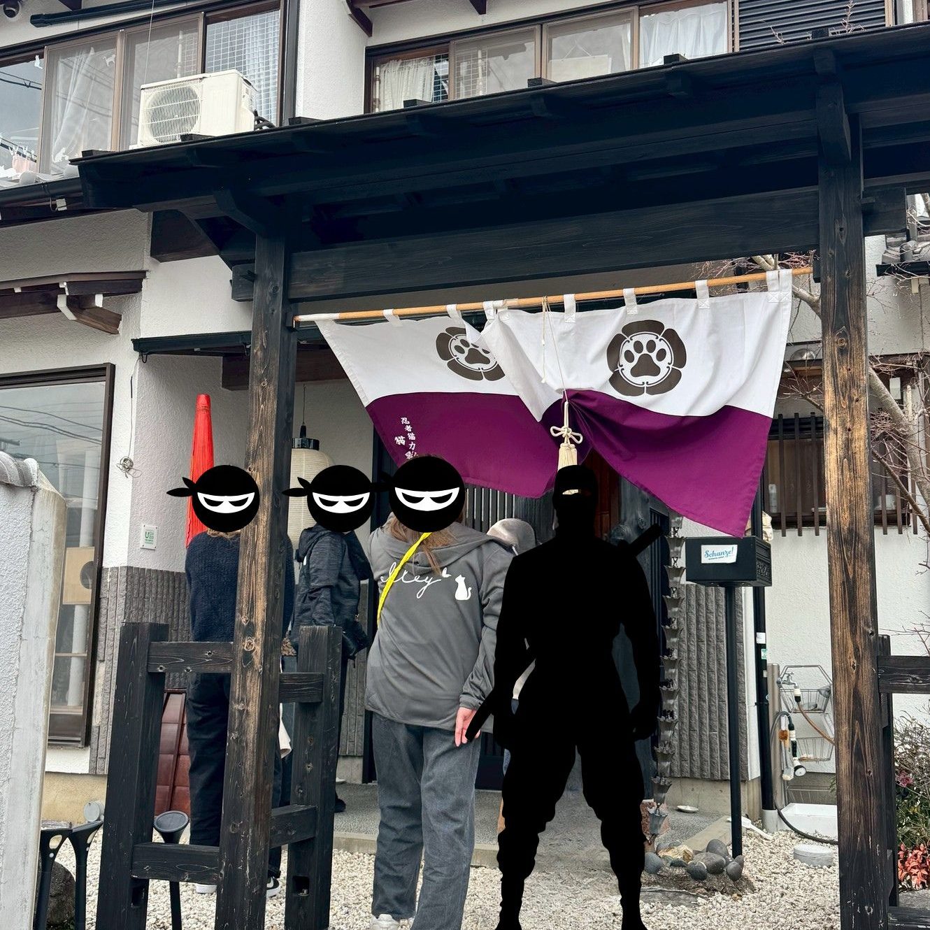 猫影に入店画像